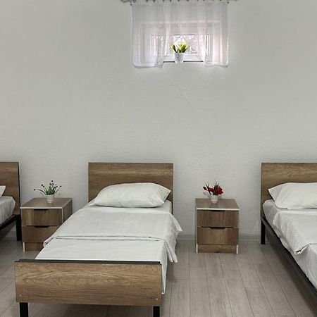 Hostel,Halal Хостел,Халал Tokmok Zewnętrze zdjęcie