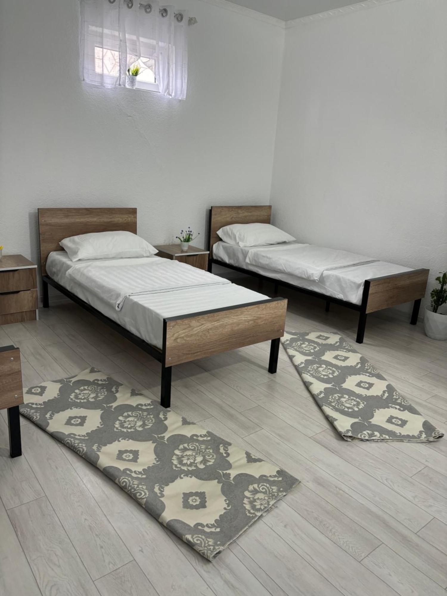 Hostel,Halal Хостел,Халал Tokmok Zewnętrze zdjęcie