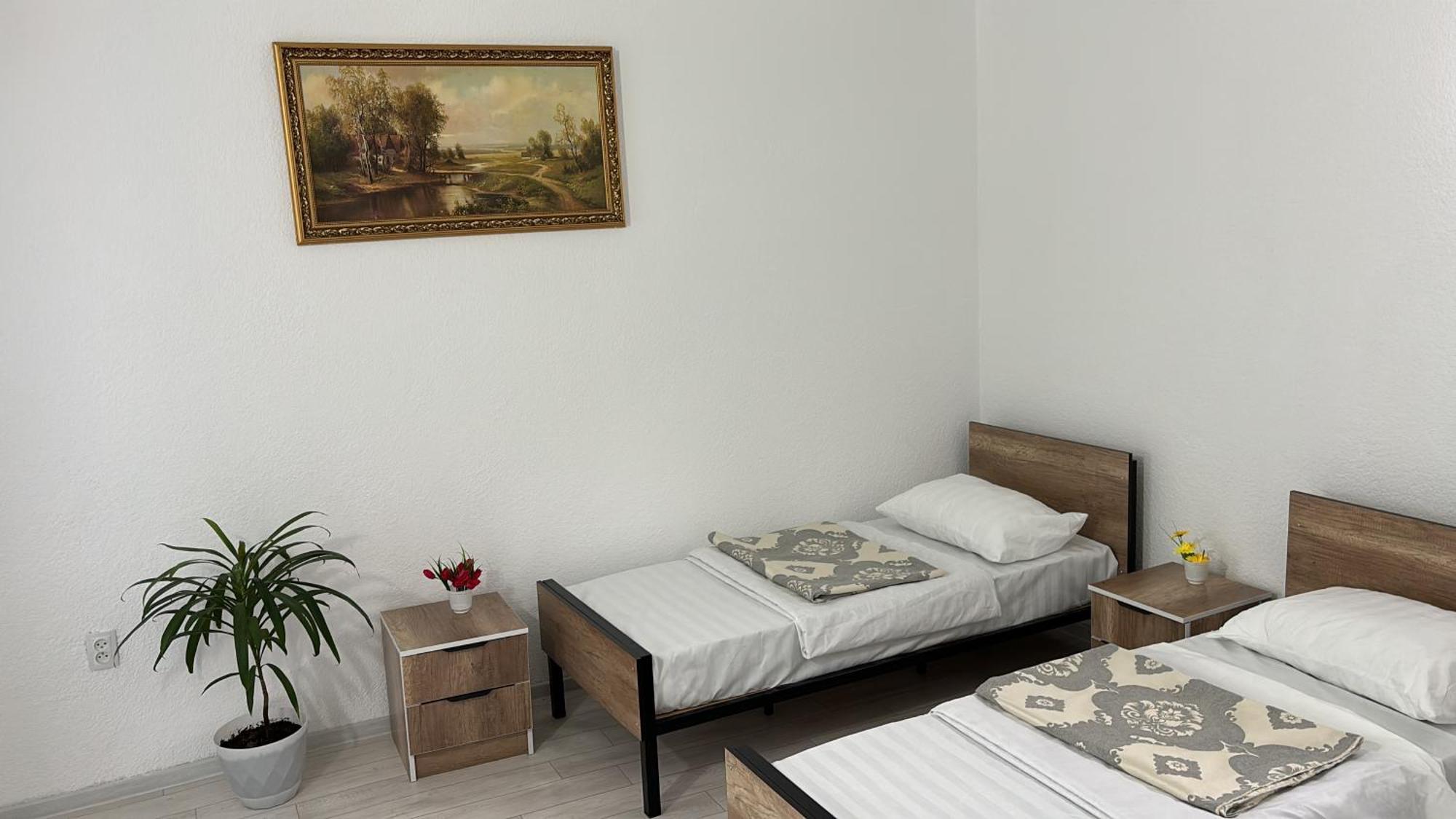 Hostel,Halal Хостел,Халал Tokmok Zewnętrze zdjęcie