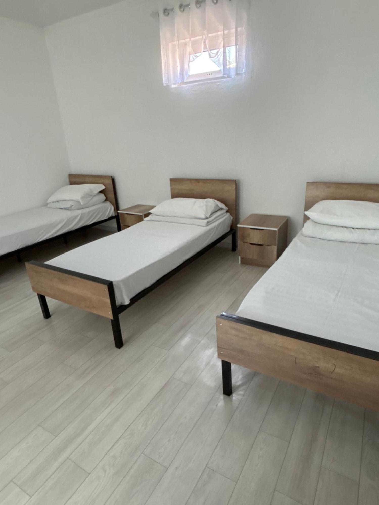 Hostel,Halal Хостел,Халал Tokmok Zewnętrze zdjęcie