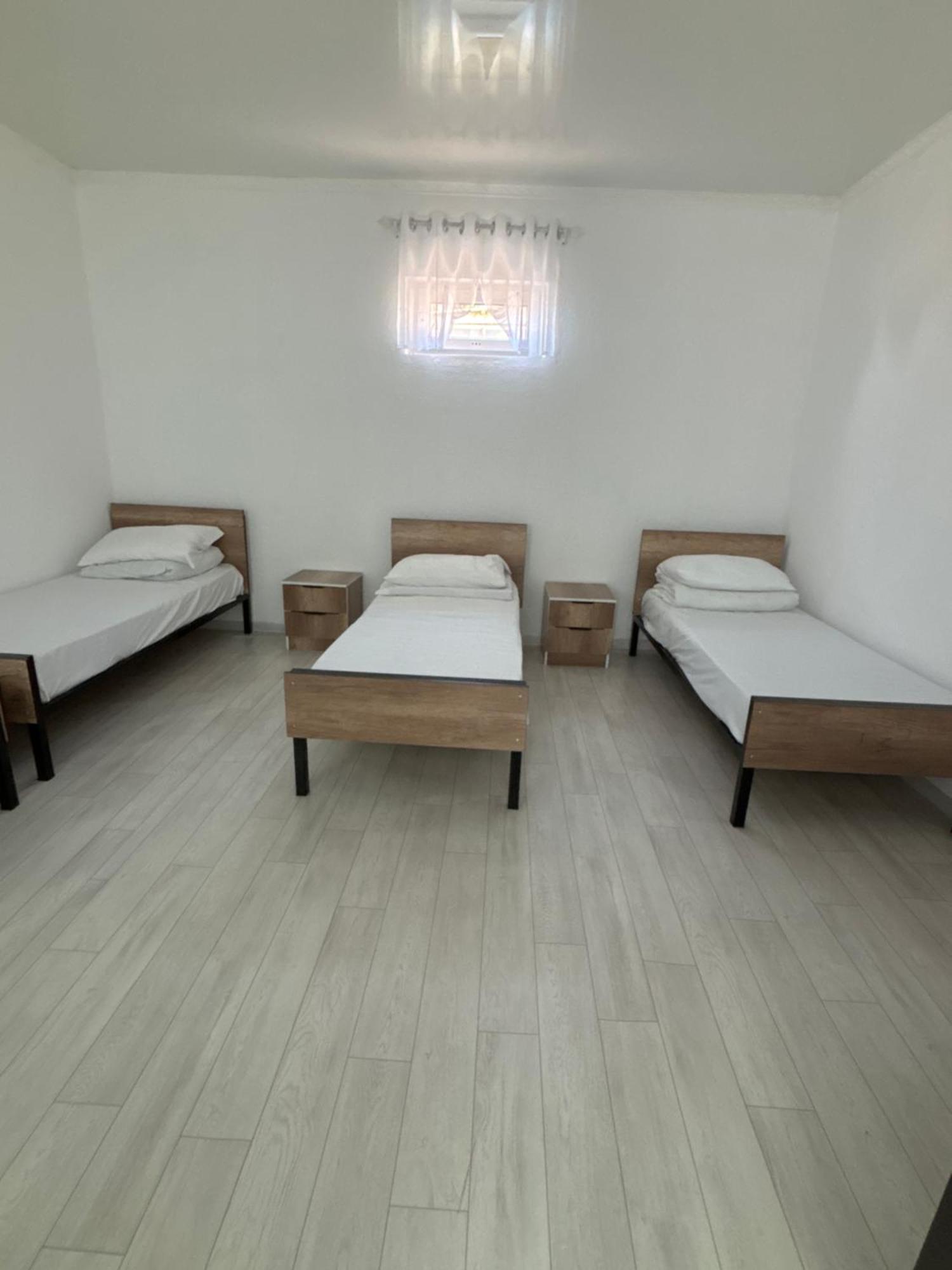 Hostel,Halal Хостел,Халал Tokmok Zewnętrze zdjęcie