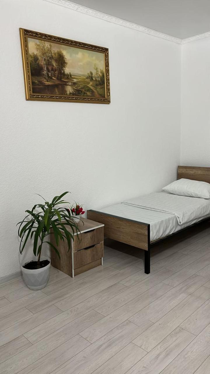 Hostel,Halal Хостел,Халал Tokmok Zewnętrze zdjęcie